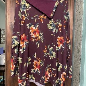 New York Laundry Burgundy Floral Button-Accent Top
